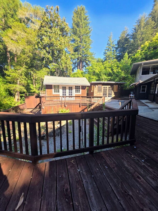 Building Photo - Breathtaking Home offers flexible living with bonus rooms ideal for an office, art studio, gym, o...