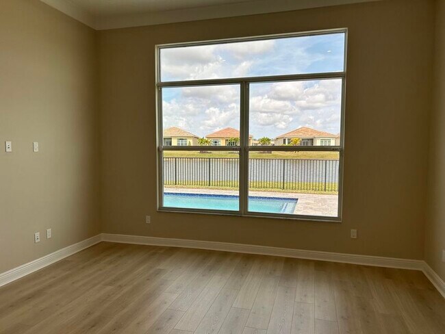 Building Photo - 11243 SW Pietra Wy