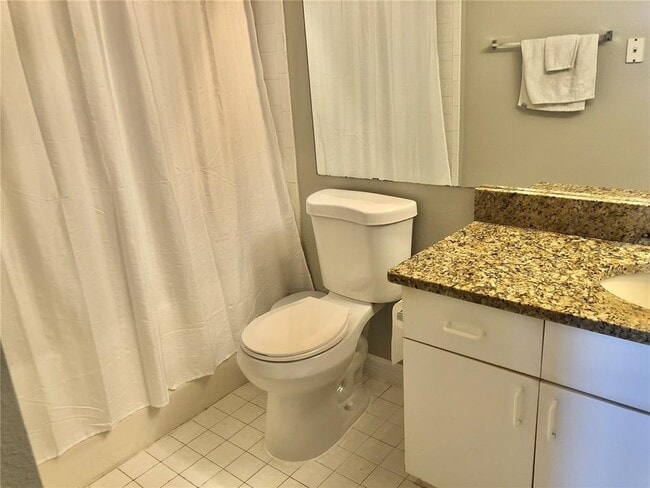 Building Photo - 5542 Metrowest Blvd