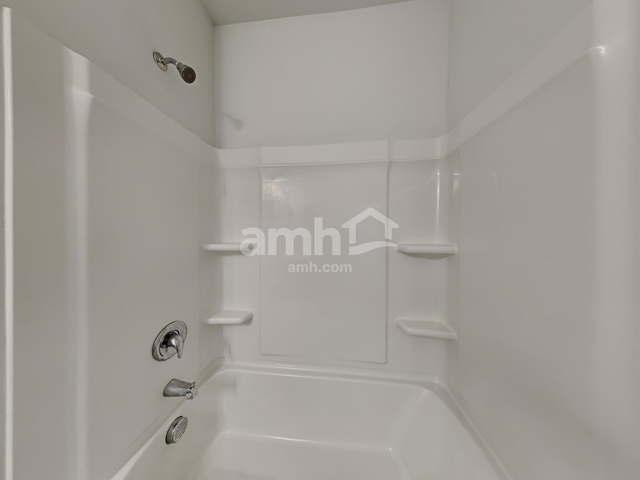 Building Photo - 44 Prairie St