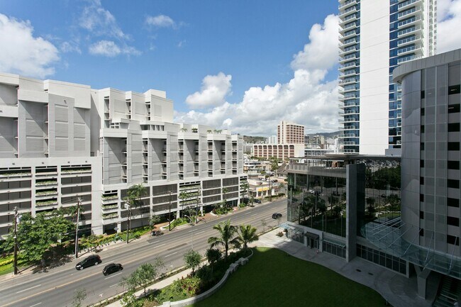 Building Photo - 1500 Rycroft St