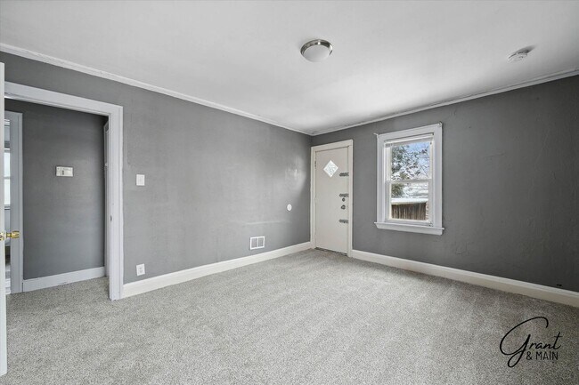 Building Photo - 15886 Woodingham Dr