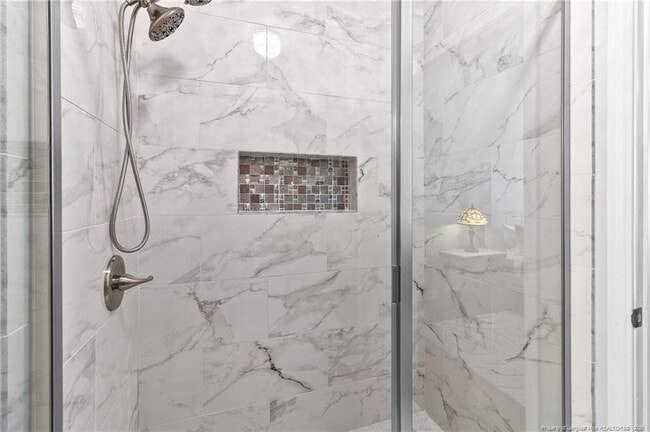 Building Photo - 1321 Braybrooke Pl