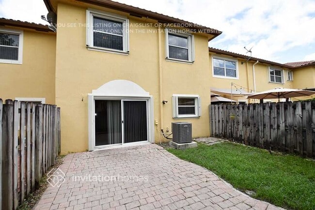 Building Photo - 4957 SW 136th Ave