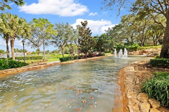 Building Photo - 15275 SW 38th St