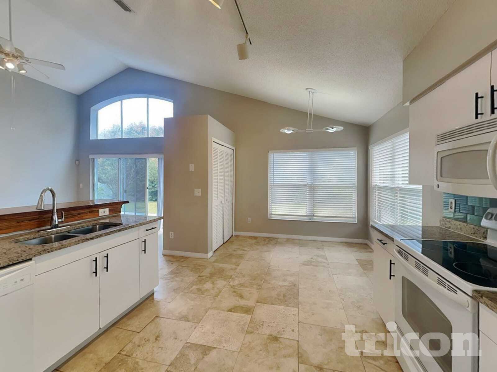 Building Photo - 528 Nevada Loop Rd