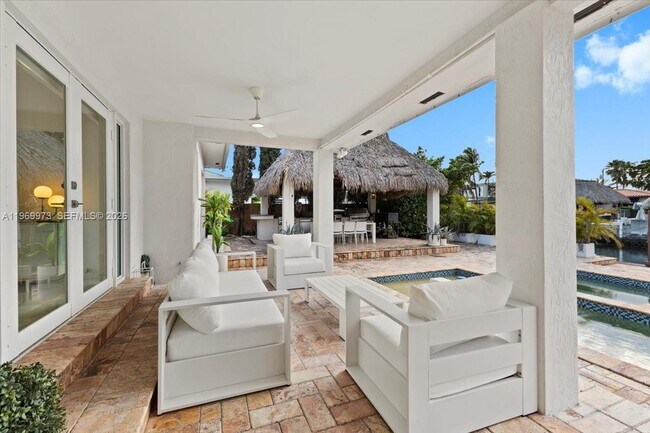 Building Photo - 12930 Oleander Rd