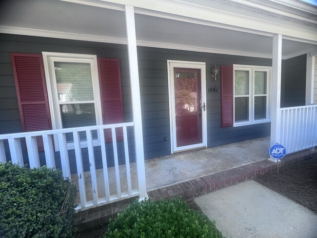 Primary Photo - 1441 Bailey Cir