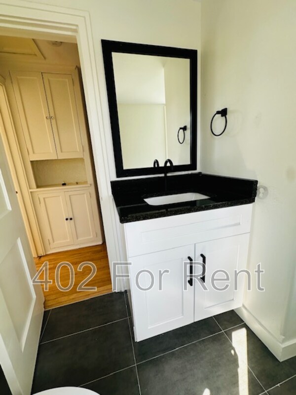 Building Photo - 4511 Shirley St