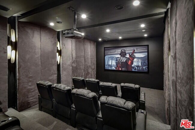 Building Photo - 6029 Melvin Ave