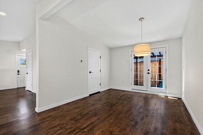 Building Photo - Charming and Cozy Air-Conditioned High Point Rambler (1st Month Free)