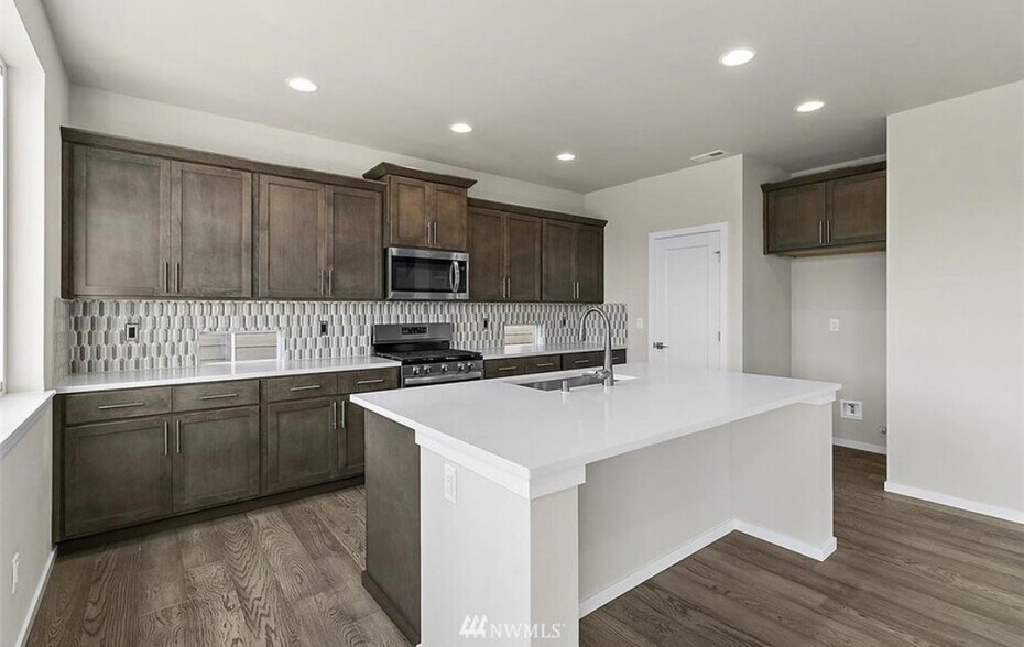 Building Photo - 10224 SE 268th Pl