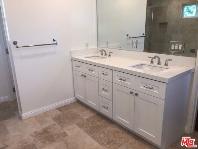 Building Photo - 9531 KIRKSIDE Rd