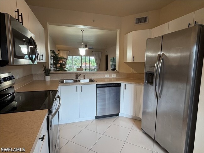 Building Photo - 7839 Regal Heron Cir