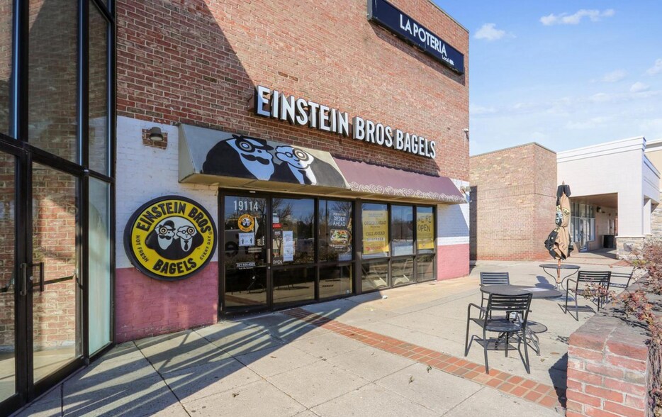 Close to Shops and Market - 8851 Welbeck Way