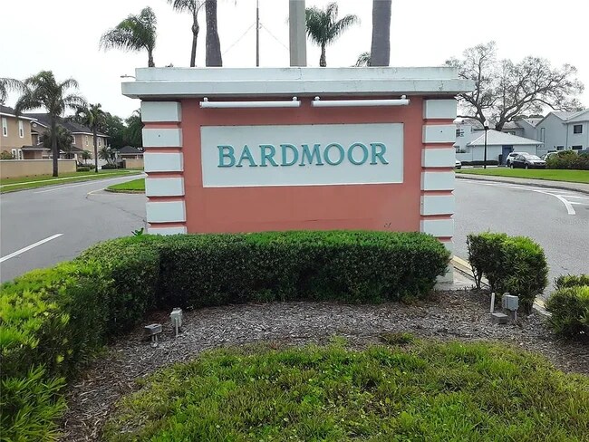 Building Photo - 8304 Bardmoor Blvd