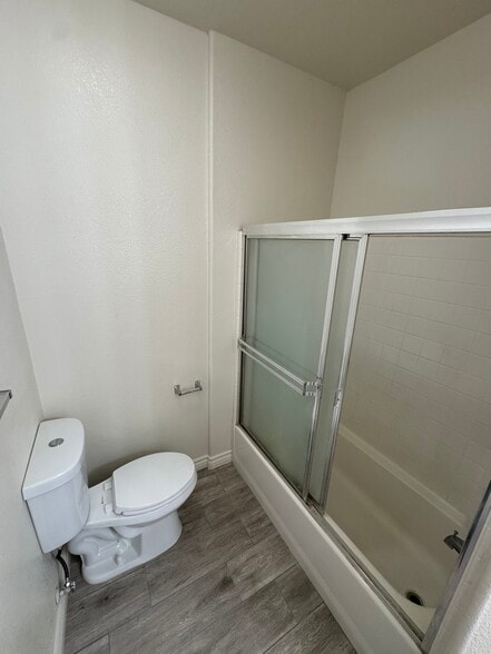 Building Photo - 7316 Poppy Blvd