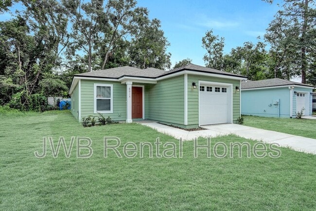 Building Photo - 6015 Dunmire Ave