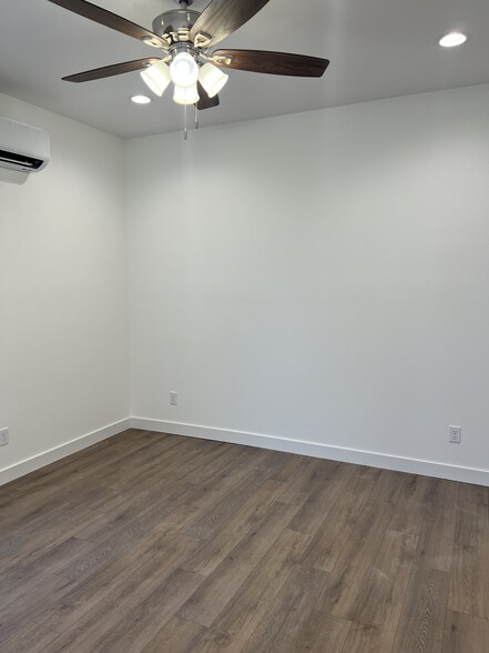 Building Photo - 1303 Elm St