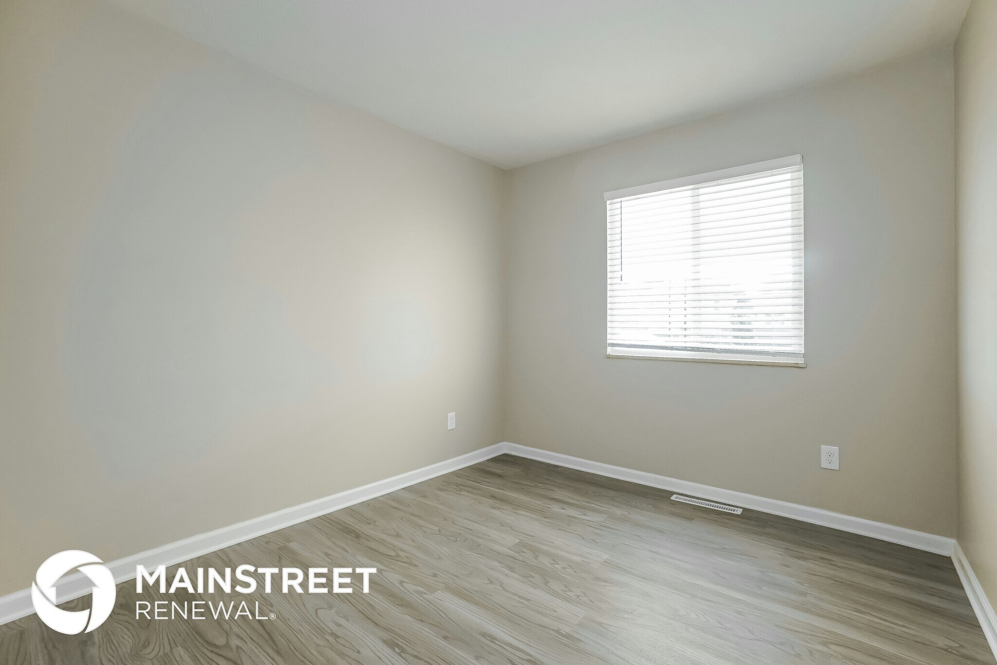 Building Photo - 524 Harland Dr