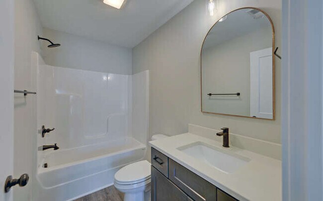 Building Photo - 43 Privet Dr