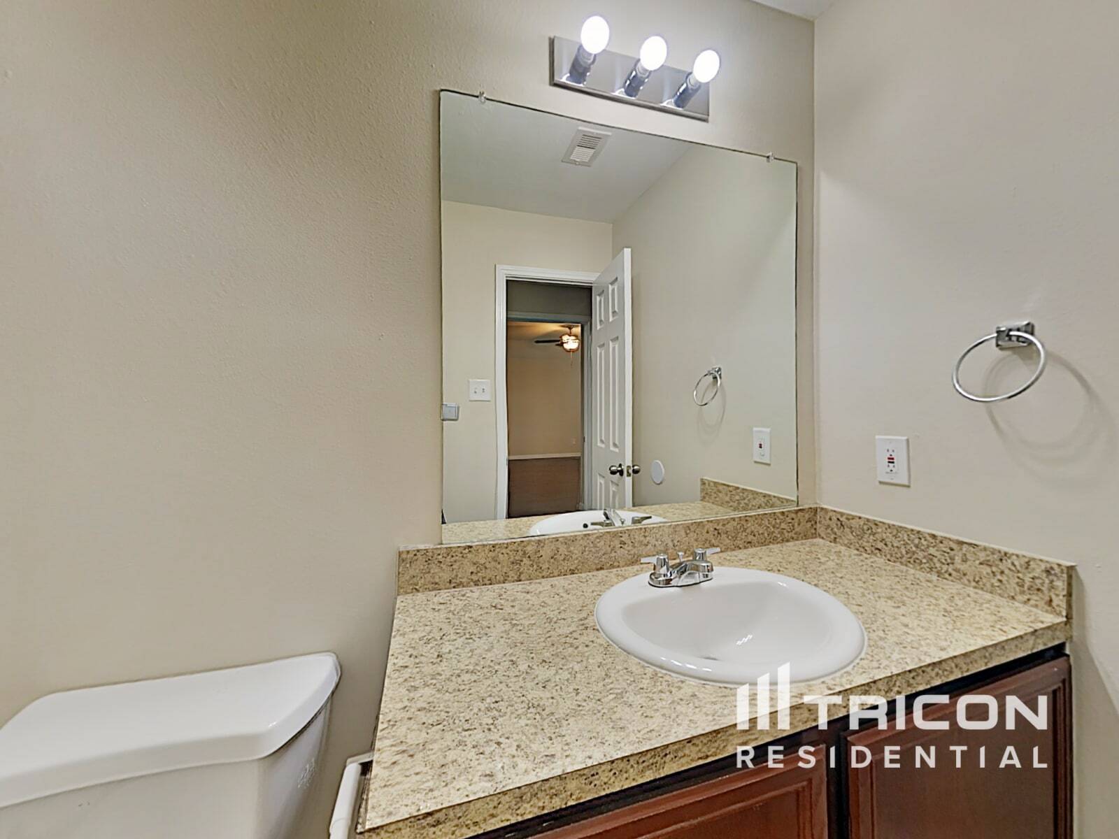 Building Photo - 21434 Palma Grove Way