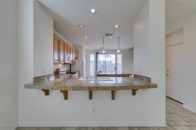 Building Photo - 2832 Glistening Grove Ave