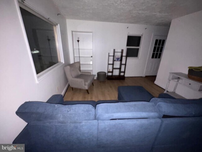 Building Photo - 229 Manassas Dr