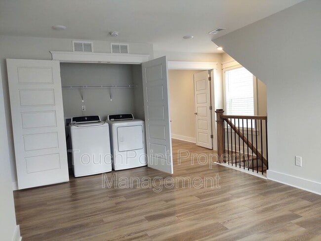Building Photo - 4013 Belle Landing Rd