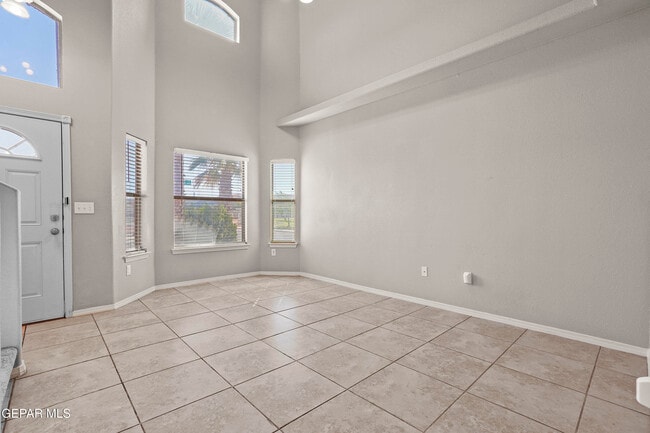 Building Photo - 3261 Garden Point Dr