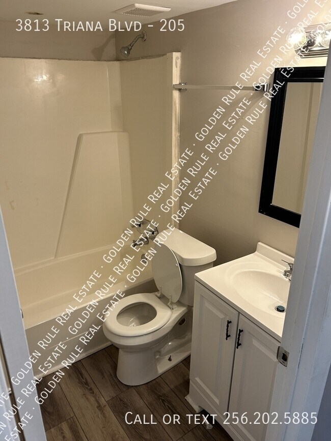 Building Photo - 3813 SW Triana Blvd