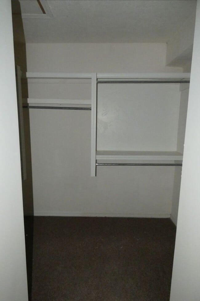 Building Photo - Close to Fort Sill, East side neighborhood