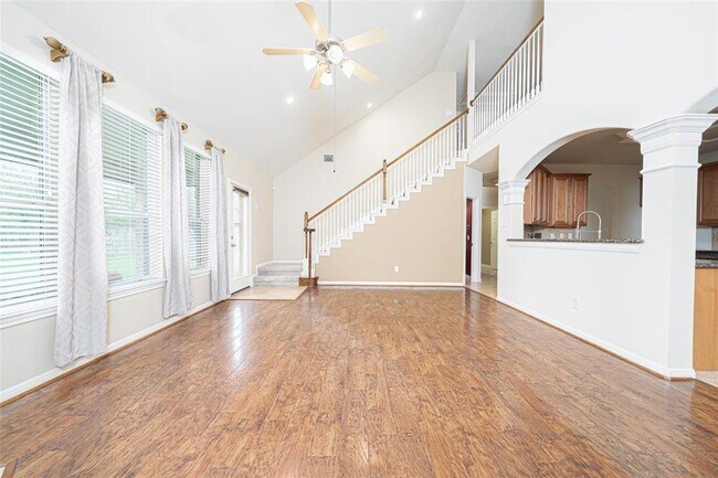 Building Photo - 14418 Chartley Falls Dr