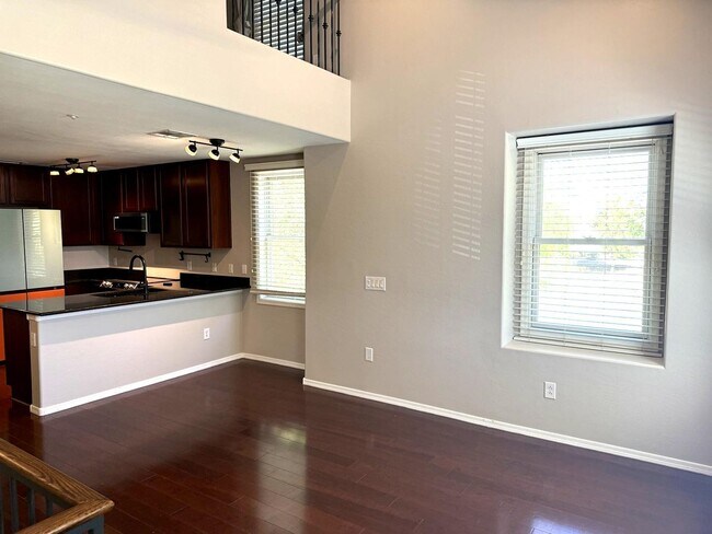 Building Photo - 4078 E Windsor Dr