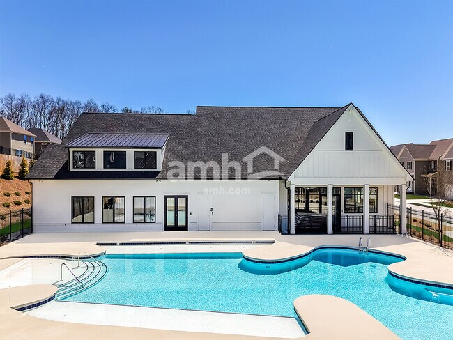 Building Photo - 1036 Highland Walk