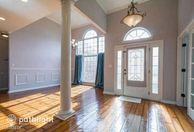 Building Photo - 3 br, 2 bath House - 1023 Skyline Dr UNIT