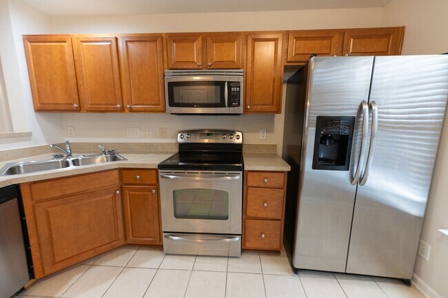 Building Photo - 306 Snowy Owl Ct