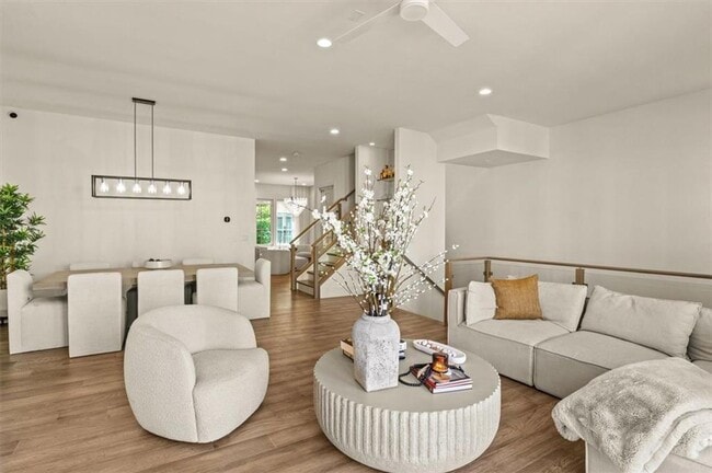 Building Photo - 1337 Grey Fox Ct NE