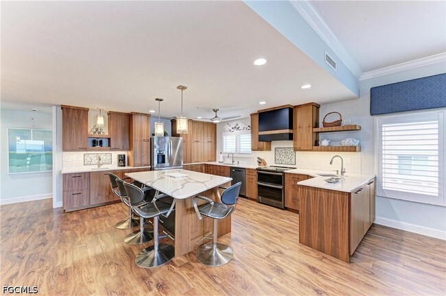 Building Photo - 14813 Laguna Dr