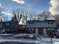 Building Photo - 320 Lockridge Ln