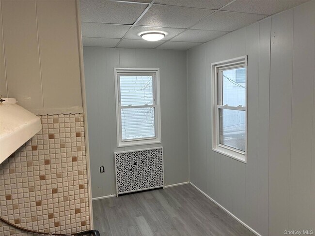 Building Photo - 27 Illinois Ave