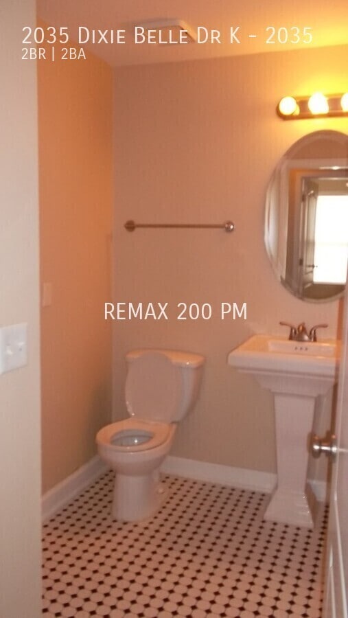 Building Photo - 2035 Dixie Belle Dr