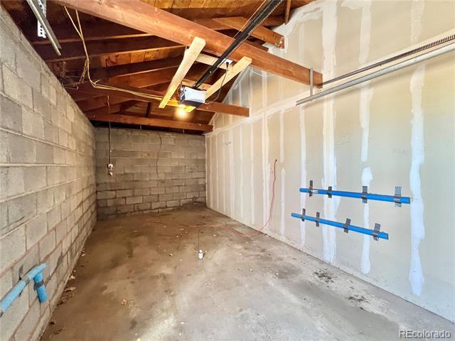 Building Photo - 3287 Olive St