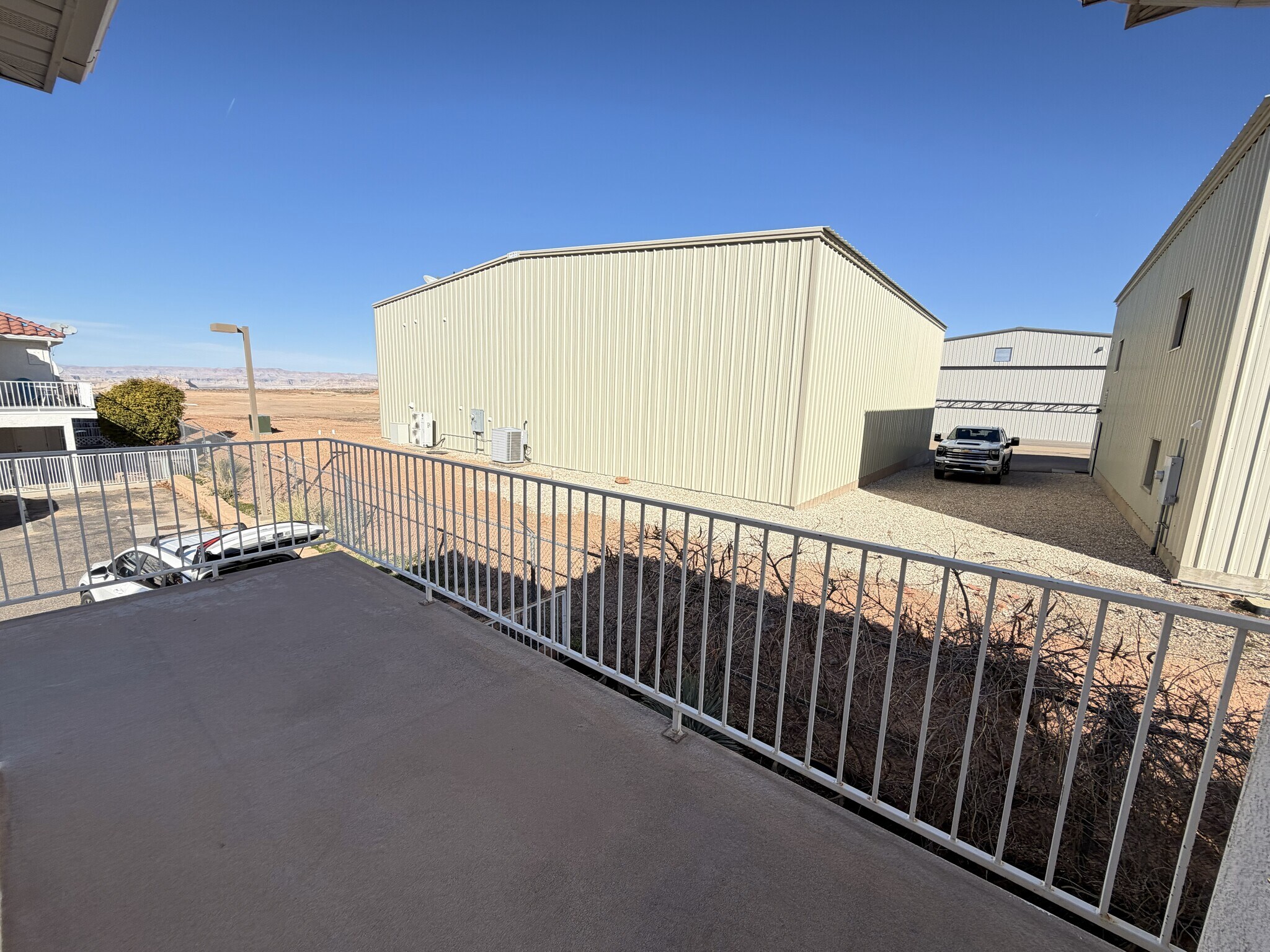 Building Photo - 1200 Glen Canyon Dr