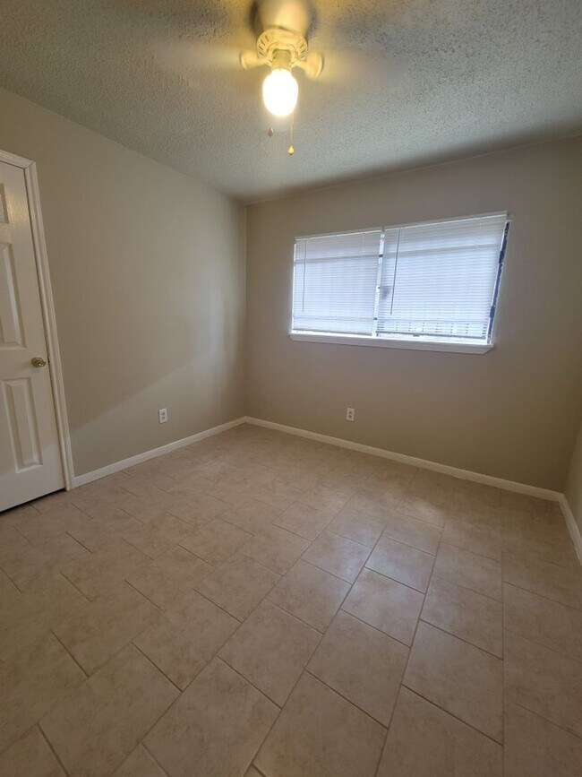 Building Photo - Come and enjoy your new home !