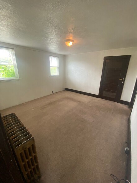 Building Photo - 4900 3rd St