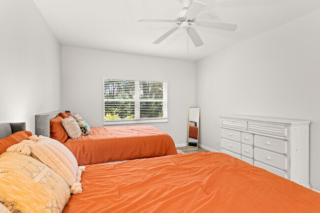 Building Photo - 8927 Sandshot Ct