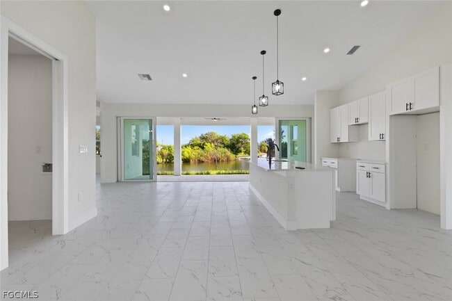 Building Photo - 4306 NW 35th St