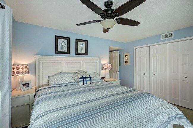 Building Photo - 4518 Garnet Dr