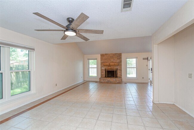 Building Photo - 25418 Sugar Valley Ln